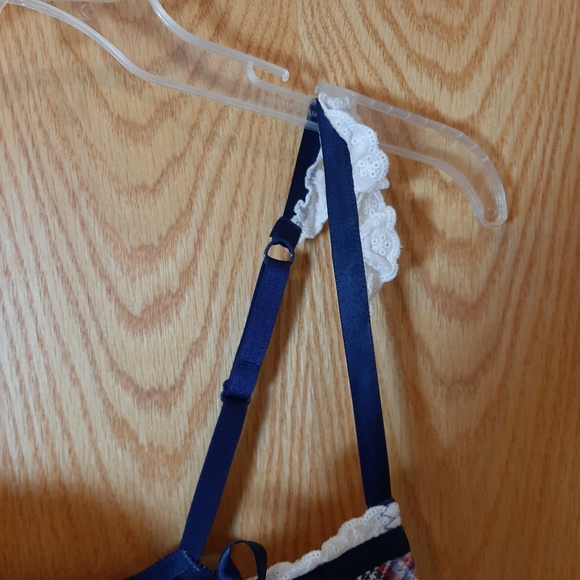 Cacique Intimates Lingerie Size 18/20 - Picture 11 of 15